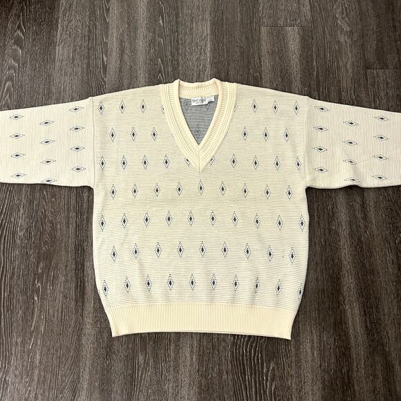 EUC Vintage St. Croix Knits Wool V Neck Sweater Cream Blue Diamond USA Made Sz L - Picture 11 of 16